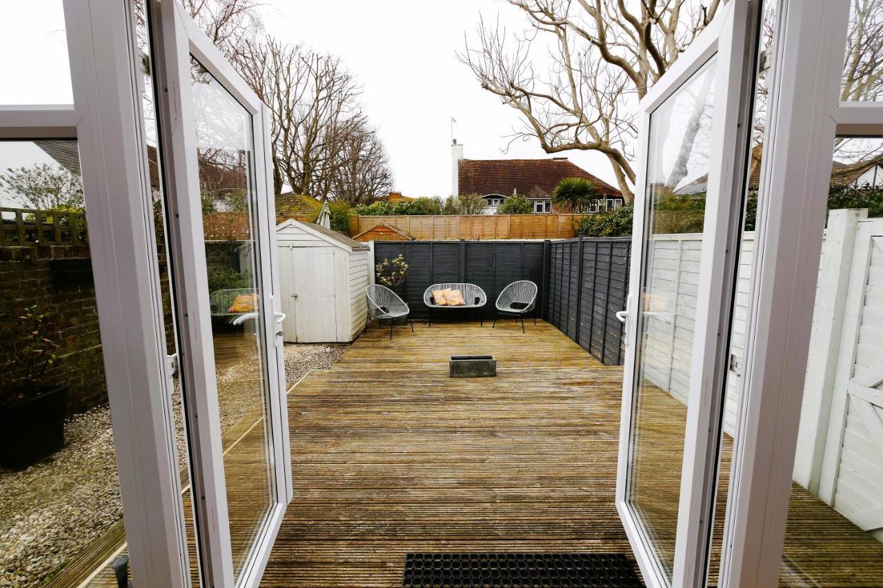 Quirky Spacious Ground Floor Victorian Garden Flat เวอร์ทิง ภายนอก รูปภาพ