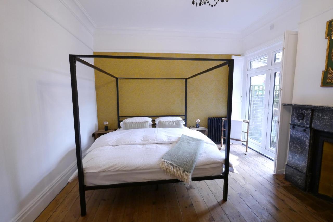 Quirky Spacious Ground Floor Victorian Garden Flat เวอร์ทิง ภายนอก รูปภาพ
